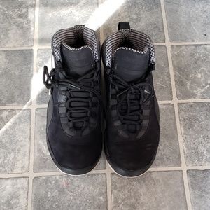 MENS AIR JORDAN RETRO 10 SIZE 10.5